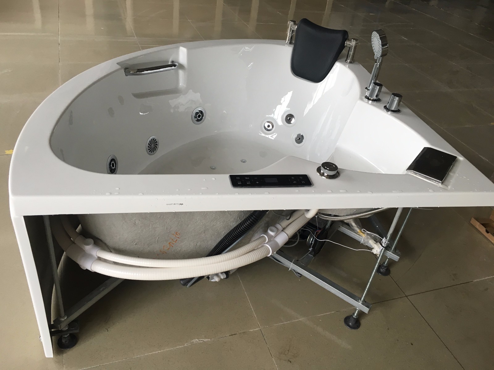 C-423 Bathroom Bathtub with Cheap Price for Sale3.JPG