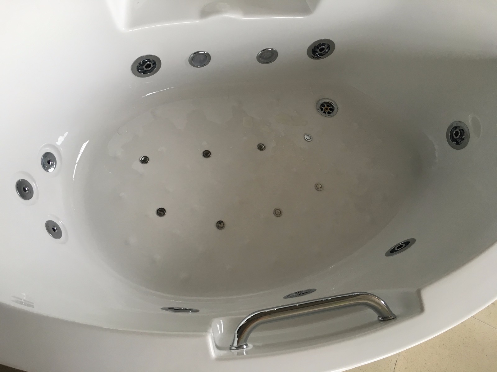 C-423 Bathtub with Cheap Price for Sale5.JPG