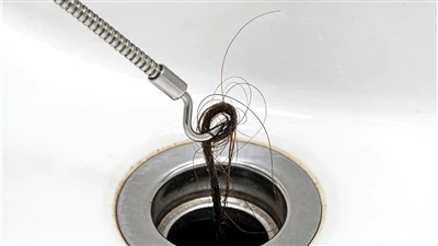 Cómo desatascar el desagüe de una bañera: una guía completa para suavizar el ...